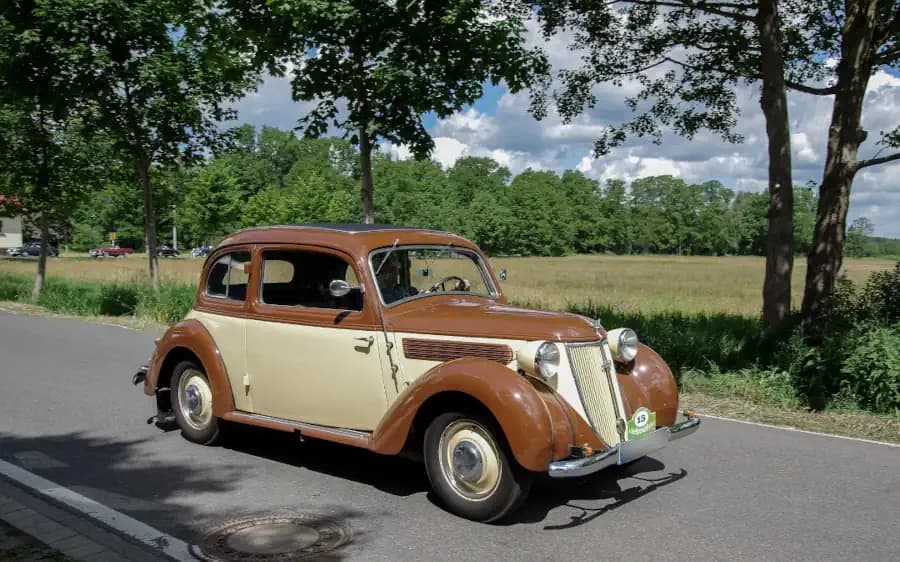 Mit dem Oldtimer unterwegs – Anreise ins Erzgebirge